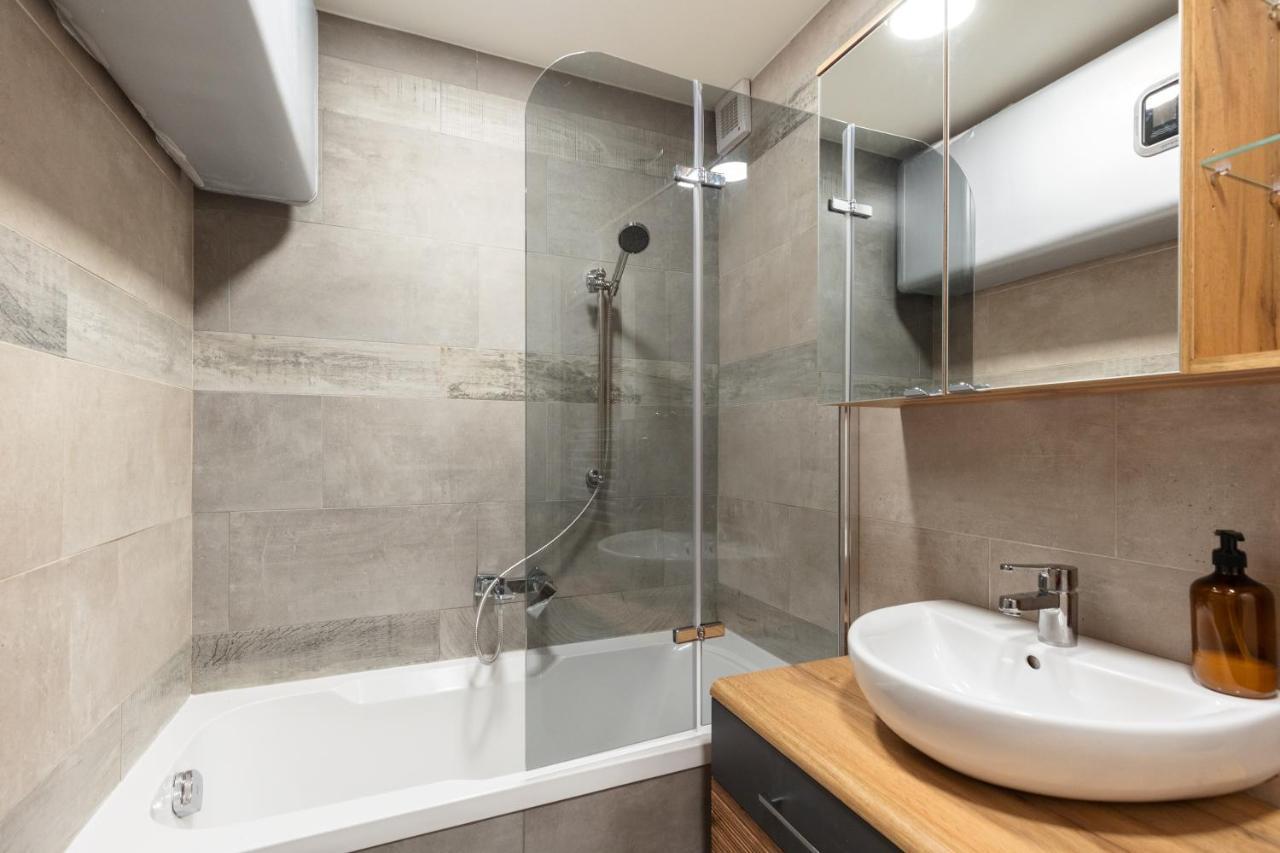 Апартаменты Kazinczy 10 With 3 Bedrooms