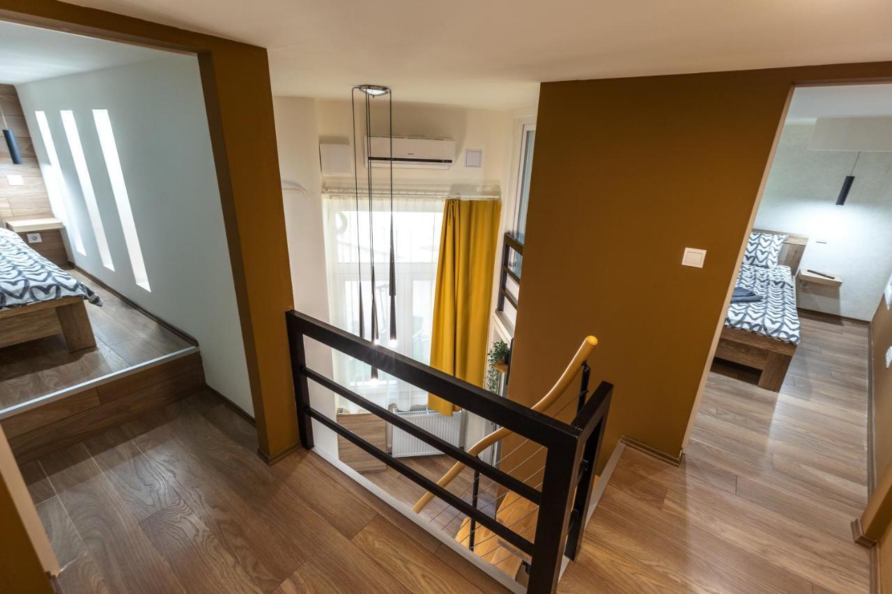 Kazinczy 10 With 3 Bedrooms Будапешт